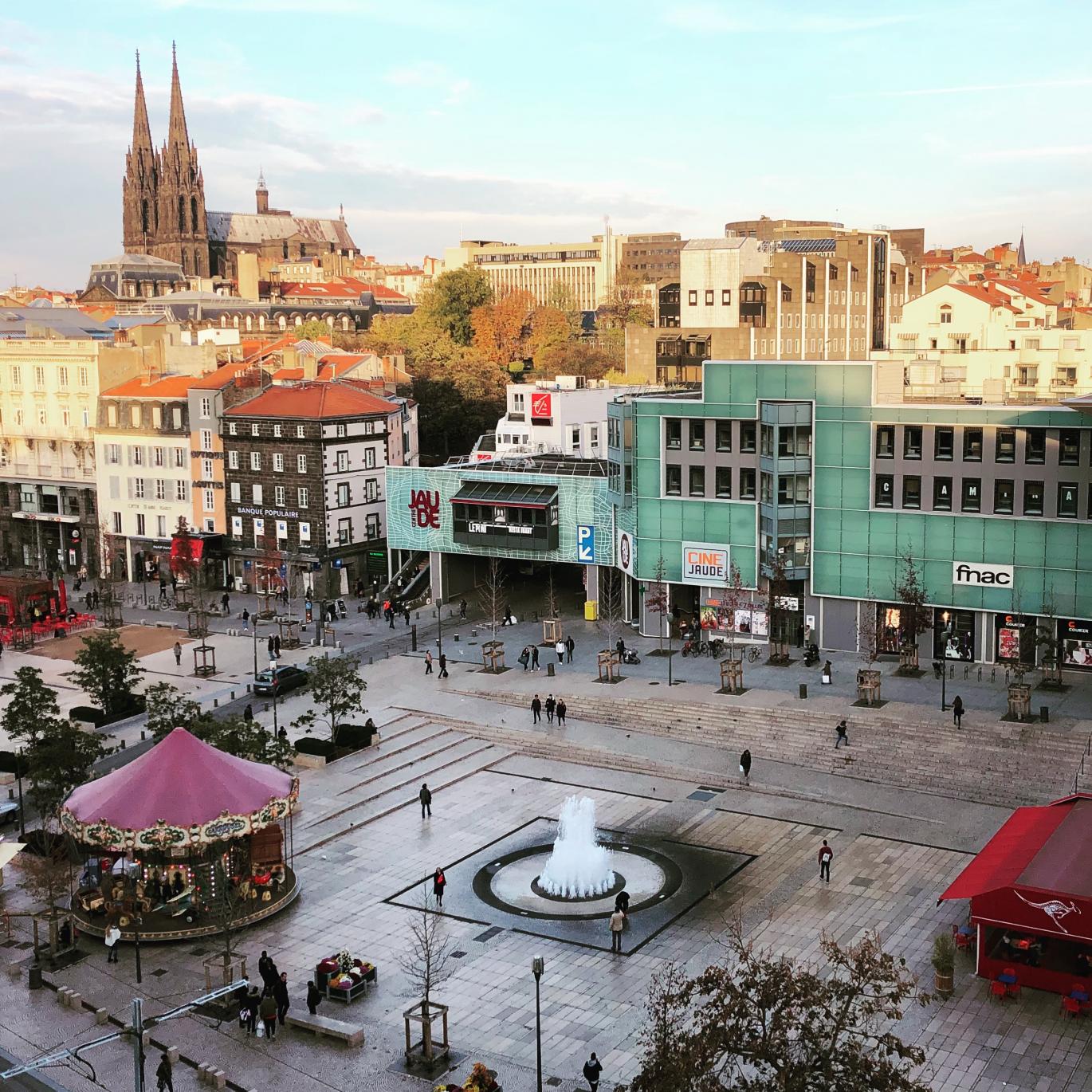 fontaine place de jaude